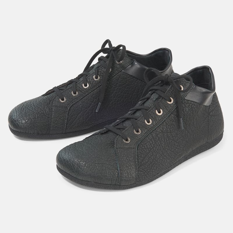 bar shoes for guys